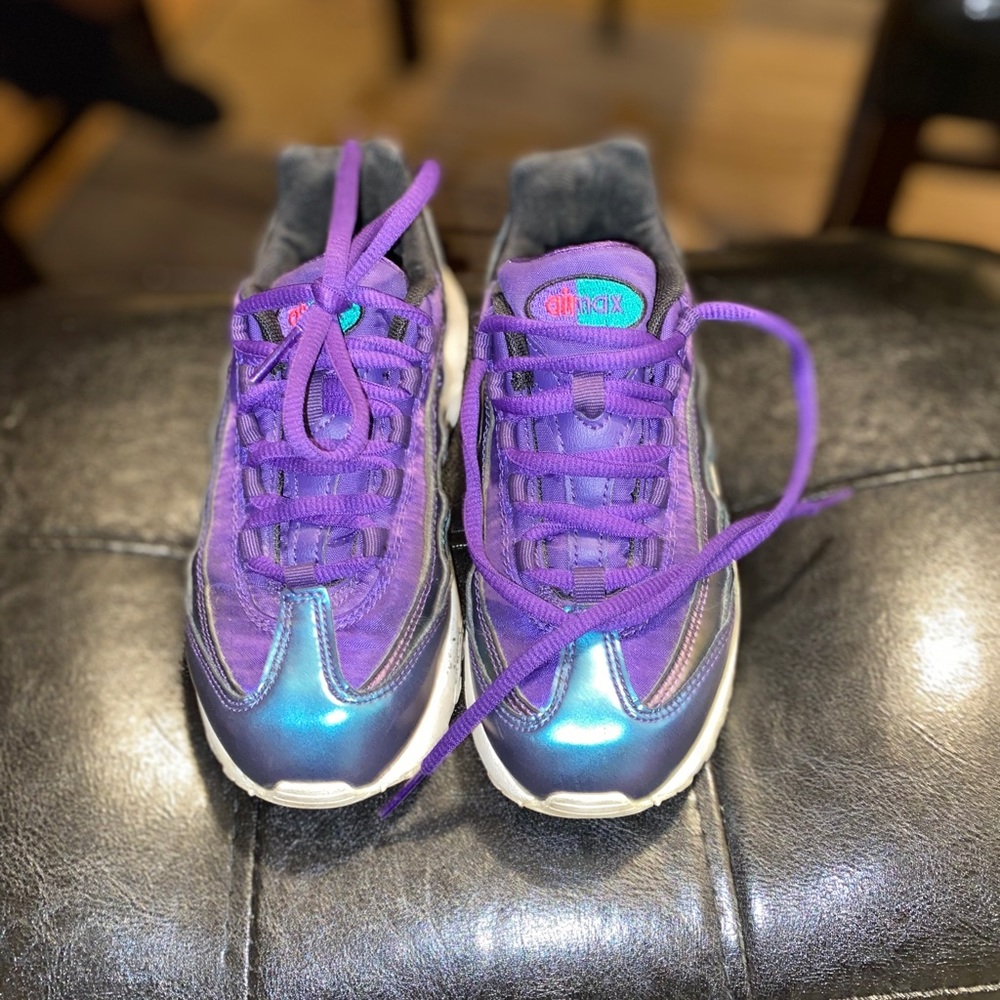 Purple little girl Air Max